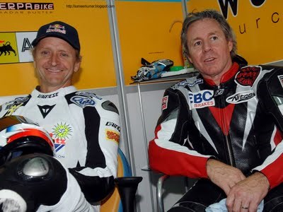 O Wayne Gardner με τον Kevin Schwantz.